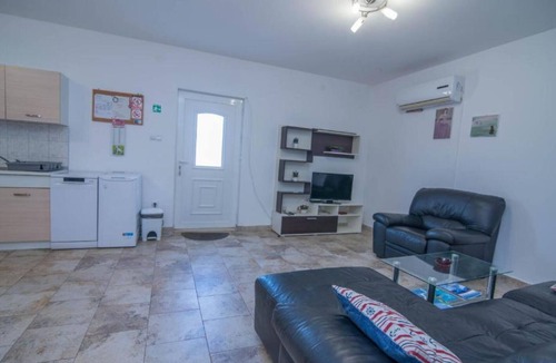 Veli Losinj Apartment | Apartments Bonic - Two Bedroom Apartment with Balcony