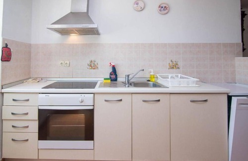 Veli Losinj Apartment | Apartments Bonic - Two Bedroom Apartment with Balcony