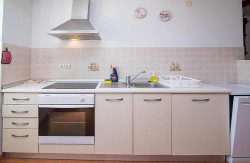 Veli Losinj Apartment | Apartments Bonic - Two Bedroom Apartment with Balcony