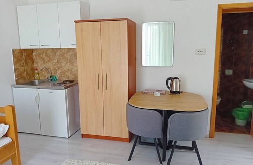 Baska Voda Apartment | Apartments Boris, (15156), Baška Voda, hr