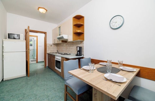 Lopar Apartment | Apartments By the sea in Lopar (86661-A1) - Lopar - island Rab