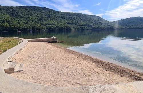 Broce Apartment | Apartments by the sea Broce, Peljesac - 13182