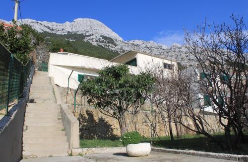 Marusici Apartment | Apartments by the sea Marusici, Omis - 8632
