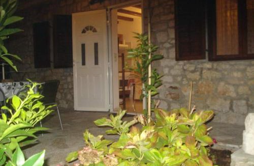 Milna (Brac) Apartment | Apartments by the sea Milna, Brac - 735