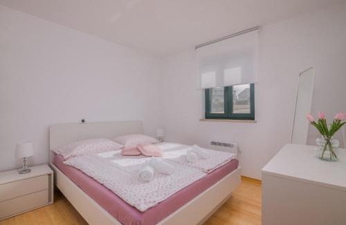 Zidarici Apartment | Apartments by the sea Turcic, Krk - 23084