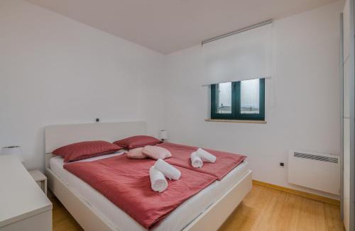 Zidarici Apartment | Apartments by the sea Turcic, Krk - 23084