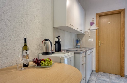 Antonci Apartment | Apartments Covic/Apartment Blue with Balcony A1