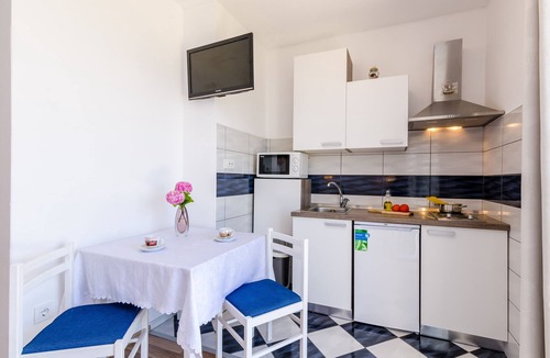 Krucica Apartment | Apartments Cypress Sea Cove - Premium Studio Apartment with Balcony and Sea View
