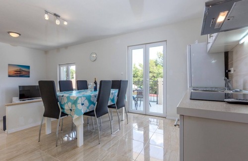 Cove Osibova (Milna) Apartment | Apartments Dalis (10933-A2) - Milna - island Brac