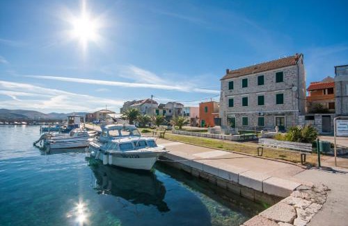 Krapanj Apartment | Apartments Dalmata