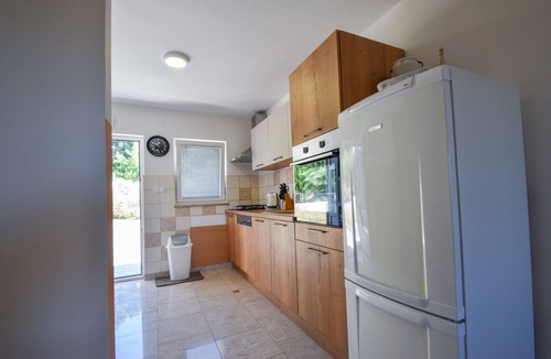 Banjol Apartment | Apartments Damir, (14321), Banjol, hr