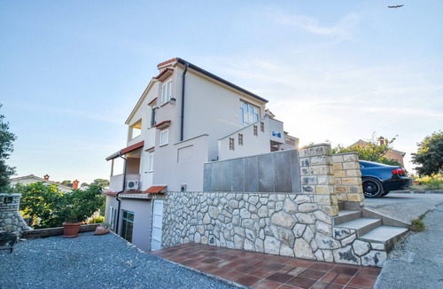 Banjol Apartment | Apartments Damir, (14321), Banjol, hr
