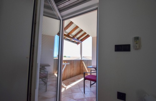 Banjol Apartment | Apartments Damir, (14322), Banjol, hr