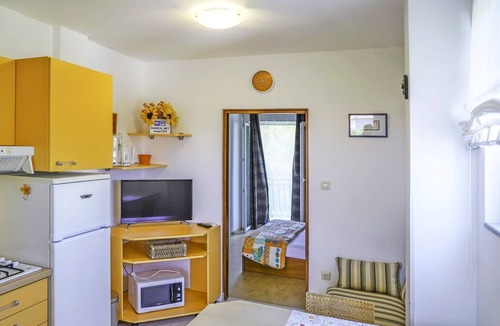 Zdrelac Apartment | Apartments Danica, (12804), Ždrelac, hr