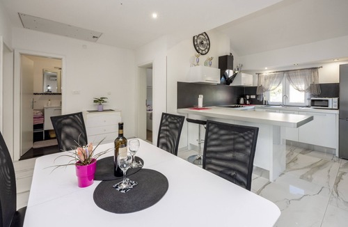 Crikvenica Apartment | Apartments Danica, (15608), Crikvenica, hr
