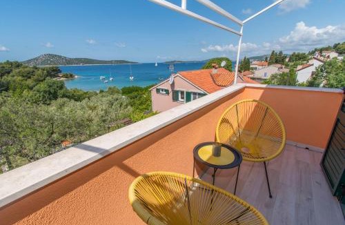 Prvic Luka Apartment | Apartments Delfin