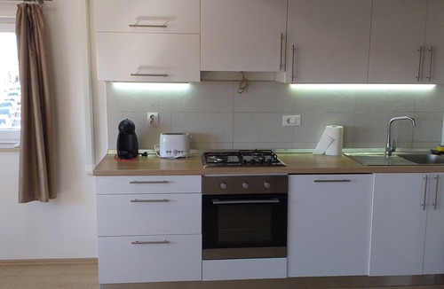 Gregovica Apartment | Apartments Dina,App2+2 (house)