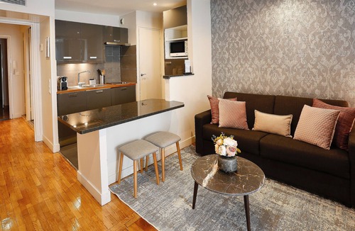 Les Halles Apartment | Apartments du Louvre - St-Honoré