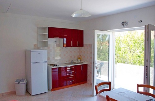 Susica Apartment | Apartments Emil, (12463), Murter, hr