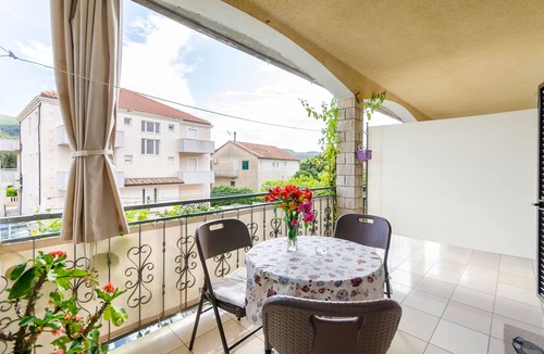 Stari Grad Apartment | Apartments Emmas Studio