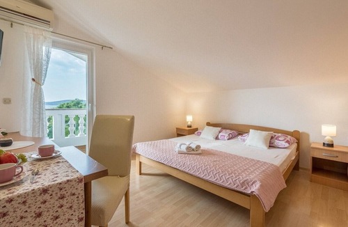 Vodice Apartment | Apartments Friganovic / Studio More A2