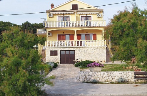 Veli Rat Apartment | Apartments Grbac Veli Rat-Seaside (10454-A2) - Veli Rat (Dugi otok)