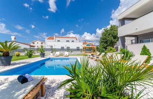Kastel Luksic Apartment | Apartments Gabriela, new renovated apartment
