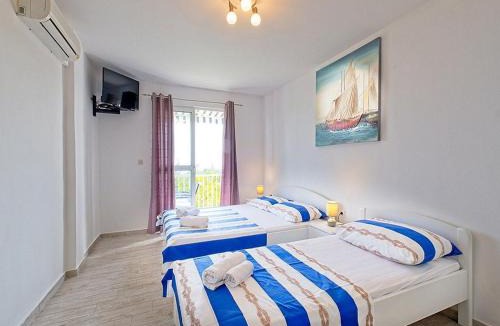 Brasina Apartment | Apartments Grljevi - Studio Apartment with Sea View and Balcony A2