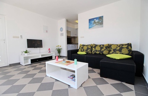 Drace Apartment | Apartments Gusti - One Bedroom Apartment with Terrace and Sea View