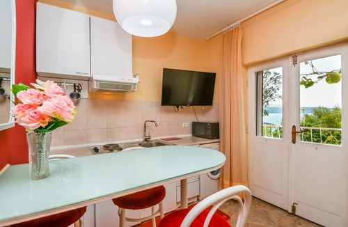 Kastel Gomilica Apartment | Apartments Helios (91521-A1) - Kastel Gomilica