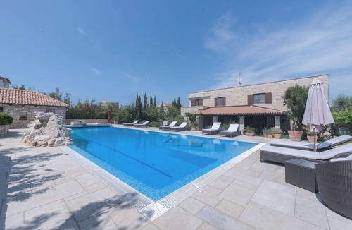 Murter Apartment | Apartments Villa Renata (77411-A3) - Murter - island Murter