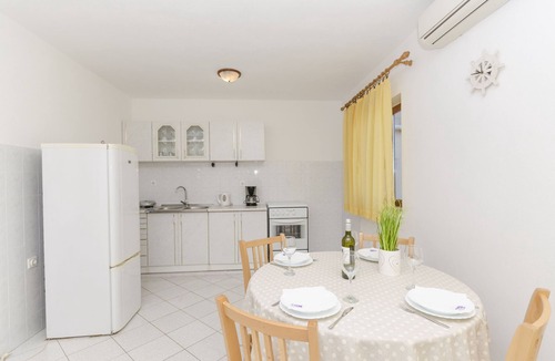 Supetar Apartment | Apartments Silvana (31981-A1) - Supetar - island Brac