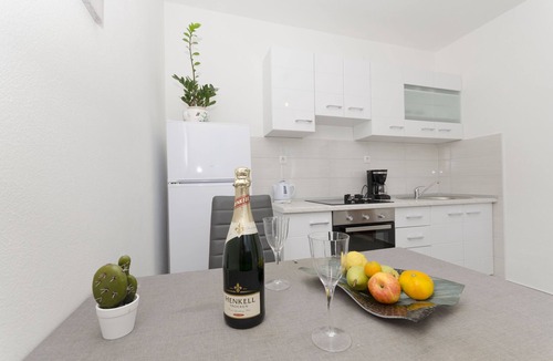 Supetar Apartment | Apartments Silvana (31981-A2) - Supetar - island Brac
