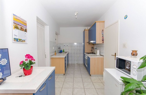 Supetar Apartment | Apartments Kata (56821-A2) - Supetar - island Brac