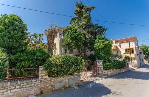 Supetar Apartment | Apartments Kata (56821-A1) - Supetar - island Brac