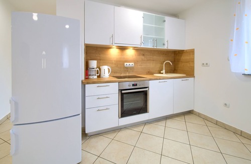 Sveti Vid-Miholjice Apartment | apartments Juros Sveti Vid with pool