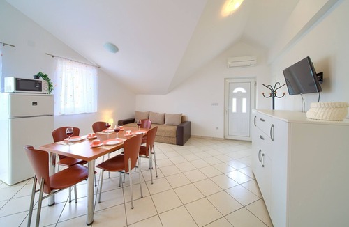 Sveti Vid-Miholjice Apartment | apartments Juros Sveti Vid 2 with pool