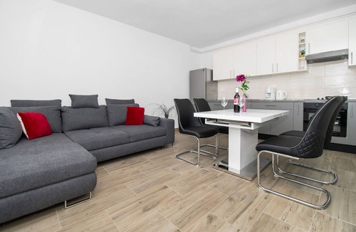 Tijesno Apartment | Apartments Rada (26811-A3) - Tisno - island Murter