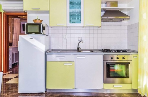 Tijesno Apartment | Apartments Hari (89361-A4) - Tisno - island Murter
