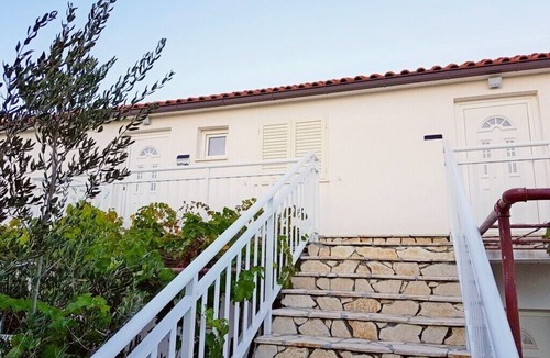 Lumbarda Apartment | Apartments Ivan, (15619), Lumbarda, hr