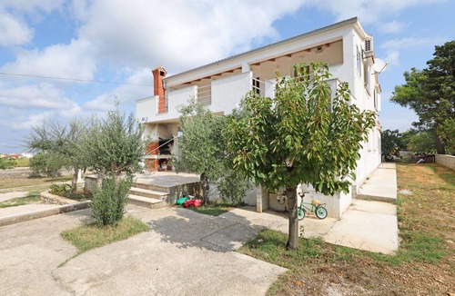 Vrsi Apartment | Apartments Ivan (35321-A1) - Vrsi (Zadar)