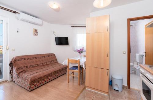Nin Apartment | Apartments Ivan