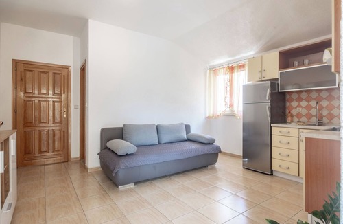 Istok Apartment | Apartments Ivo (36191-A1) - Makarska