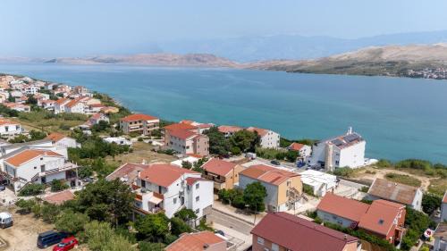 Pag Apartment | Apartments Ivo