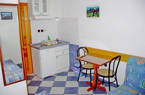 Sucuraj Apartment | Apartments Jadranka, (15681), Sucuraj, hr
