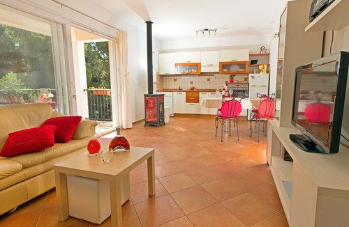 Donje Selo Apartment | Apartments Jagoda, (15440), Donje Selo, hr