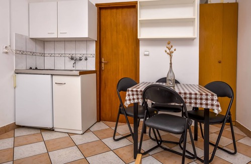 Podglavica Apartment | Apartments Jakoubek (10621-A1) - Rogoznica