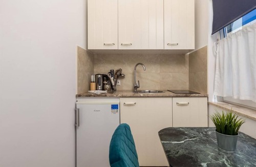 Poljane Apartment | Apartments Jasminka, (16391), Ičići, Croatia