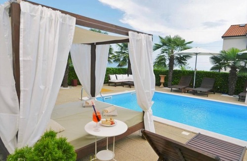 Poljane Apartment | Apartments Jasminka, (16391), Ičići, Croatia