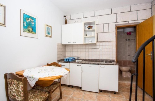 Cove Tri Zala (Zrnovo) House | Apartments Jimmy
